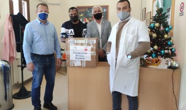 Aegean Islands – Antigen tests: Παράδοση διαγνωστικών τεστ αντιγόνου από την Περιφέρεια Ν. Αιγαίου στο Καστελλόριζο