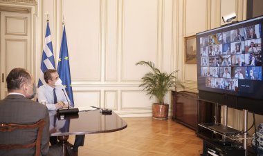 PM Mitsotakis - Cabinet meeting: Στόχος η προστασία της χώρας μέχρι να ολοκληρωθεί ο μαζικός εμβολιασμός και η μετάβαση στην ομαλότητα και την ανάπτυξη