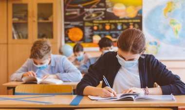 Reopening of schools: Την Παρασκευή οι αποφάσεις για την Γ’ Λυκείου