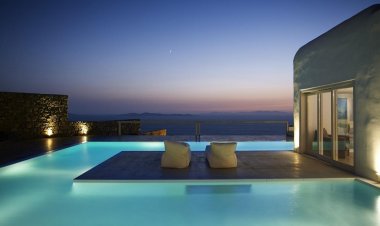 Tourism Season 2021: Σε αχαρτογράφητα νερά ο τουρισμός το 2021