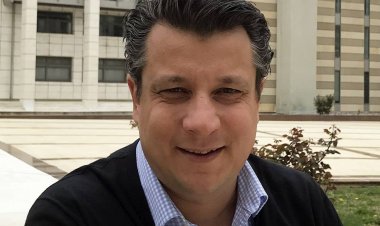 Covid-19 Lockdown - Δερμιτζάκης: Σπίτι μας ο μεγαλύτερος κίνδυνος στην 1η εβδομάδα του Lockdown - Τι είπε για τα παιδιά