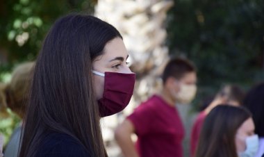 Masking for Covid-19: Το trick για να κάνετε την υφασμάτινη μάσκα σας πολύ πιο ασφαλή [σαν τη Ν95], σύμφωνα με νέα έρευνα!!