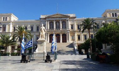 Municipality of Syros: Επαναλειτουργούν οι υπηρεσίες του Δήμου μόνο με ραντεβού ή ηλεκτρονικά
