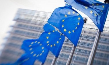 European Commission: Η Κομισιόν προτείνει επιπλέον 2,5 δισ. ευρώ προς την Ελλάδα, για την προστασία των θέσεων εργασίας και των εισοδημάτων