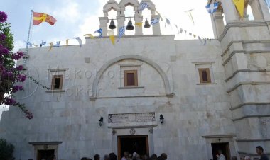 Lift curbs on church ceremonies: Αλλάζει ο μέγιστος αριθμός ατόμων σε Εκκλησίες [ΦΕΚ]