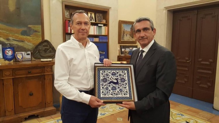 Τον Περιφερειάρχη, Γιώργο Χατζημάρκο, επισκέφθηκε ο Πρέσβης της Ρωσίας στην Ελλάδα, Αντρέι Μάσλοφ