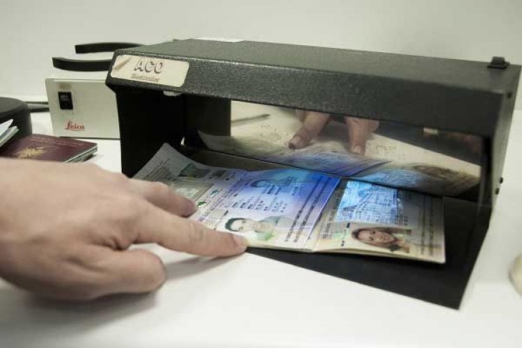 Στον Αερολιμένα Μυκόνου συνελήφθησαν δεκαεπτά αλλοδαποί