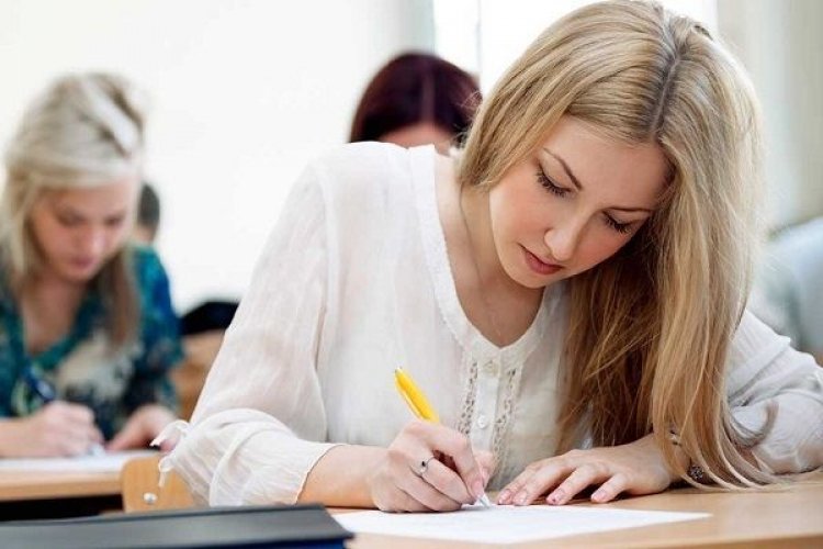 Πότε καταργούνται οι Πανελλήνιες - Ποιο θα είναι το νέο σύστημα εισαγωγής