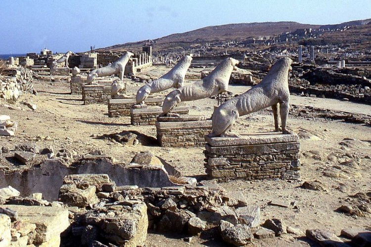 Delos: The uninhabited Greek island full of ancient treasures