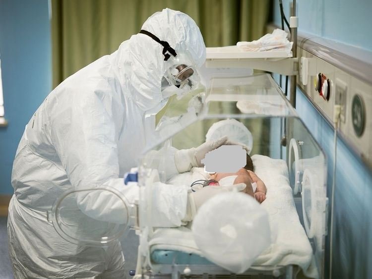 Coronavirus : Βρέφος 7,5 μηνών το πρώτο κρούσμα με κορωνοϊό στη Ρόδο