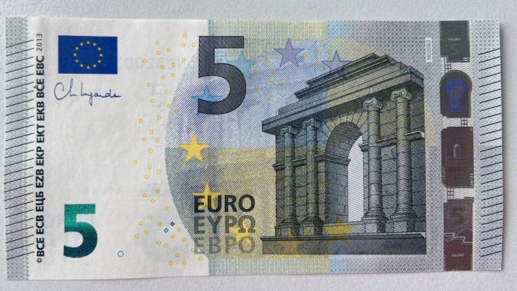 European Central Bank: Νέα χαρτονομίσματα των 5 και 10 ευρώ με την υπογραφή της Λαγκάρντ