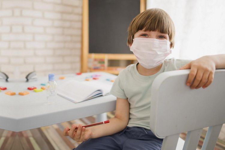 Face masks in schools: Η διαδρομή των ευθυνών για το φιάσκο με τις μάσκες!! Κυβερνο-Αυτοδιοικητικός περίγελος εν μέσω πανδημίας!!