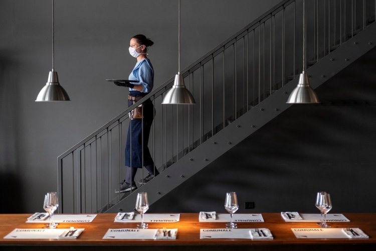 Reopening Restaurants: Εστίαση με Check in και Check Out στην Ελλάδα; Η πρόταση που θα συζητηθεί