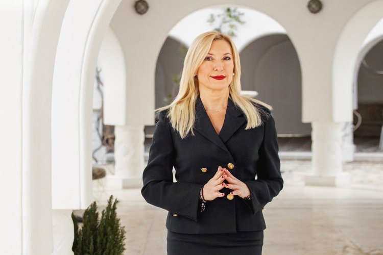 2021 New Year’s Μessage: Το Πρωτοχρονιάτικο μήνυμα της Ελευθερίας Φτακλάκη