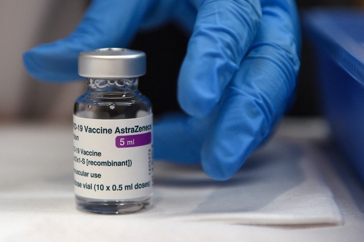 EU Medicines Agency: Αποστάσεις του ΕΜΑ από τον αξιωματούχο για το Eμβόλιο AstaZeneca -  Καμία οριστική απόφαση δεν έχει ληφθεί