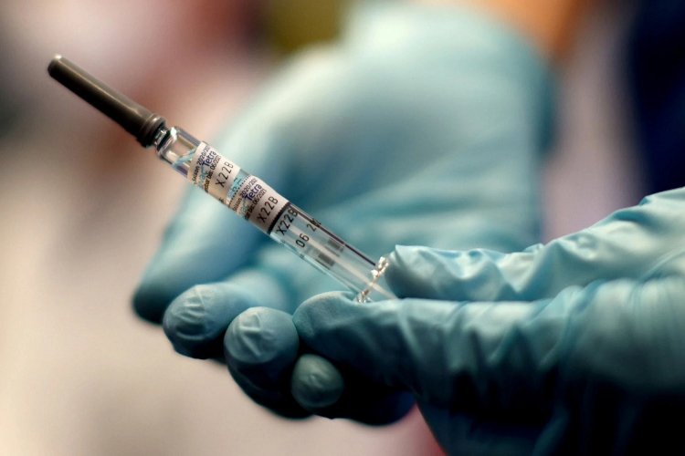 Covid-19 Vaccination: Πιθανότητα 3ης δόσης και αλλαγής τύπου του ιού που περιέχεται στα εμβόλια