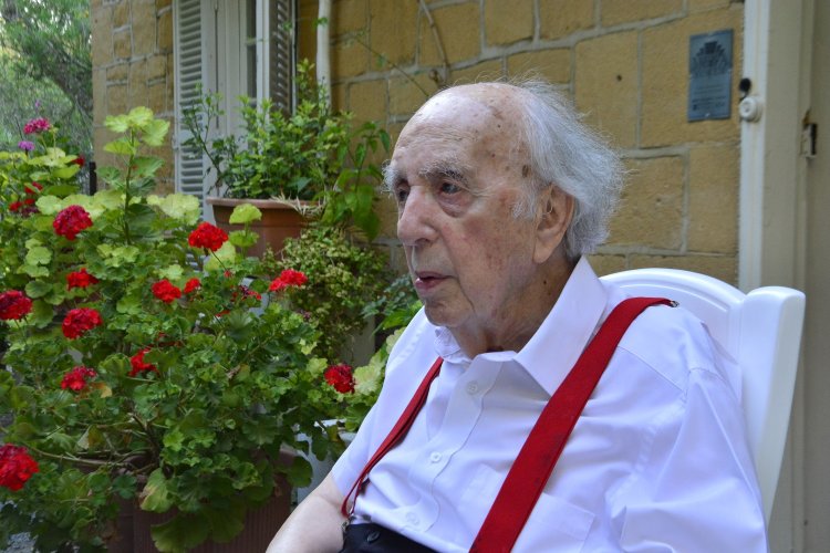 Notable Death: Πέθανε ο ιστορικός Σοσιαλιστής ηγέτης της Κύπρου, Βάσος Λυσσαρίδης
