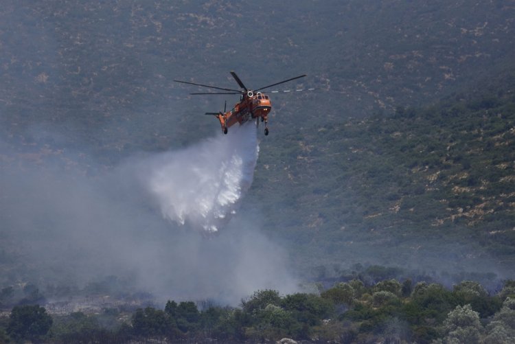 Aegean Islands: Φωτιά στην Κέα - Στέλνονται ενισχύσεις από το Λαύριο