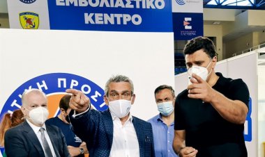 COVID-19 vaccination in Aegean Islands: Έκκληση για καθολικό εμβολιασμό απηύθυνε από την Ρόδο ο Υπουργός Υγείας Βασίλης Κικίλιας