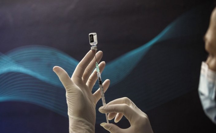 Covid-19 Vaccination - Γώγος για το AstraZeneca: «Εύλογη η σύγχυση»!! Τι συστήνει για δεύτερη και τρίτη δόση