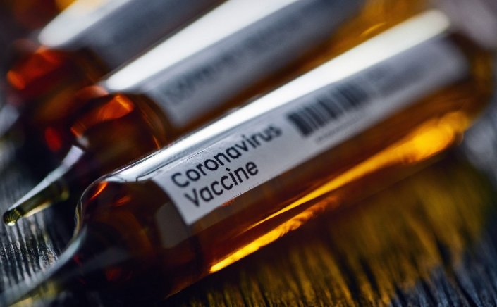 Covid-19 Vaccination: Ορατές οι μάσκες σε Εξωτερικούς Χώρους και τα Τοπικά lockdown!!