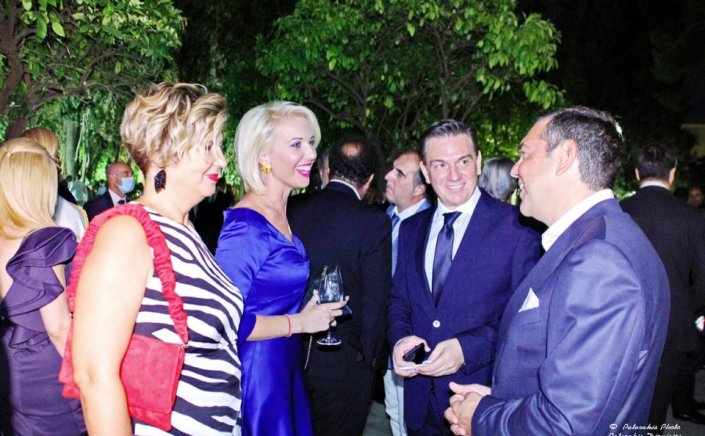 MP Katerina Monogiou: Το σχόλιο της Κατερίνας Μονογυιού για τη Μύκονο που έφερε σε αμηχανία τον Τσίπρα!