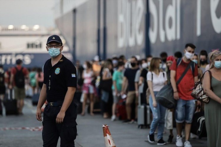 Plakiotakis: «Οι έλεγχοι θα είναι εξονυχιστικοί στα λιμάνια από σήμερα»