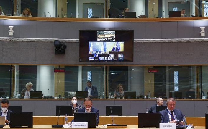 Josep Borrell: Ασφαλής απομάκρυνση από το Αφγανιστάν των υπηκόων της ΕΕ και των Αφγανών - Καταφύγιο στα κράτη της ΕΕ