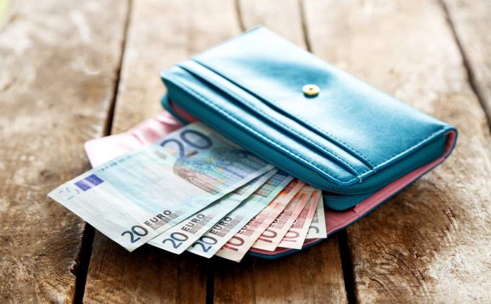 Unemployment Benefit: Εκσυγχρονισμοί και ανατροπές!! Σύνδεση του επιδόματος ανεργίας του ΟΑΕΔ, με τον μισθό που έπαιρνε πριν απολυθεί ο άνεργος!!