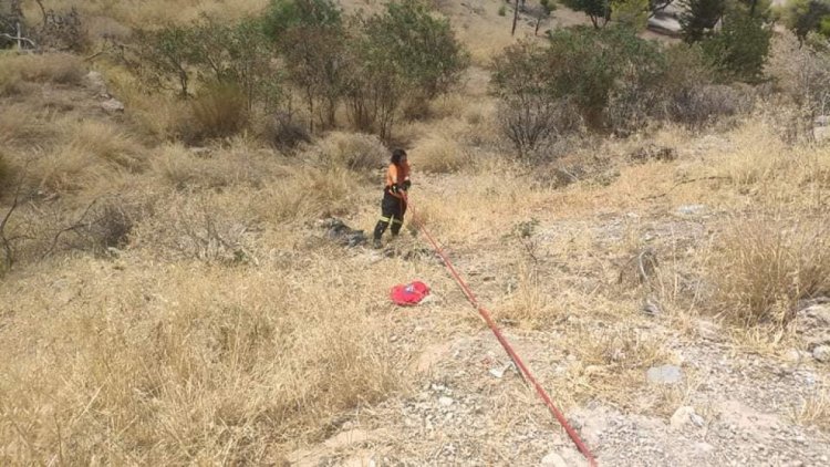 Fire in Attica: Μεγενθυτικός φακός βρέθηκε σε ξερόχορτα στους πρόποδες του Υμηττού