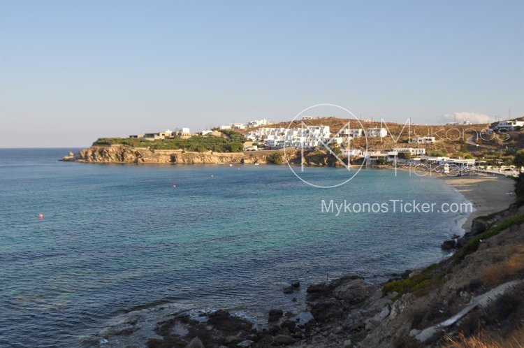 Mayor of Mykonos, K. Koukas: Ξεκινούν εργασίες επισκευής οδοστρώματος στις περιοχές της Φτελιάς και Αγίου Στεφάνου Μυκόνου