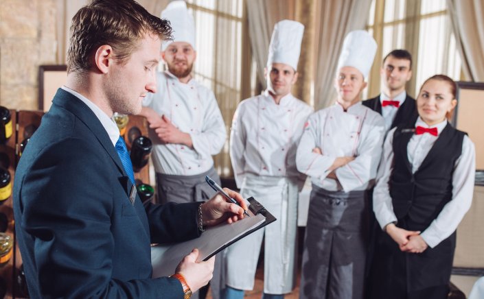 Tourism Education: Έως 10 Σεπτεμβρίου η διαδικασία κάλυψης των 914 θέσεων στα ΙΕΚ του Υπουργείου Τουρισμού [Έγγραφο]