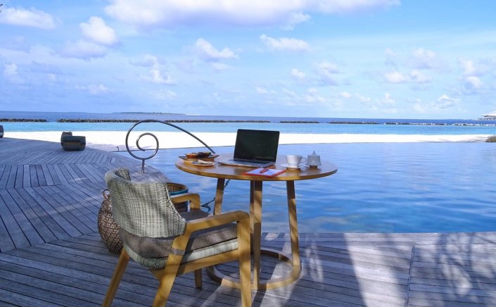 Nomads Workers: H TUI προτείνει το workations στην Ελλάδα!! Διακοπές Εργασίας σε 4αστερα και 5αστερα ξενοδοχεία του ομίλου!!