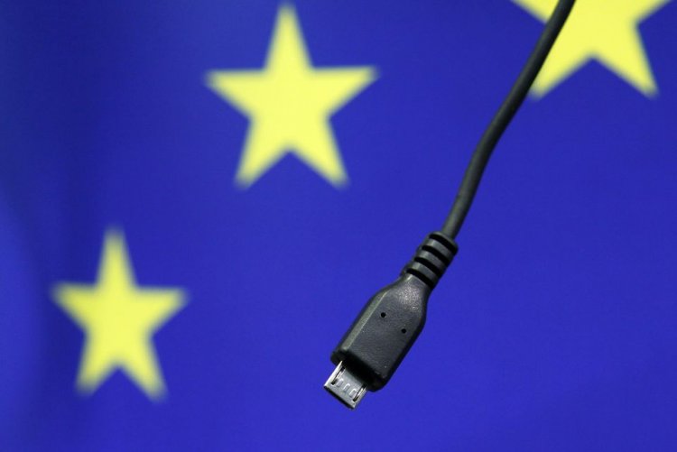 EU & USB-C chargers:  Η Ευρωπαϊκή Επιτροπή προτείνει πλέον κοινό φορτιστή USB-C έως το 2024, για τις ηλεκτρονικές συσκευές