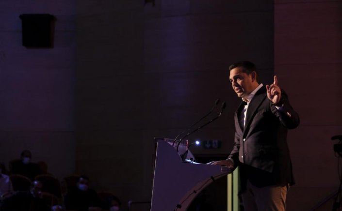 SYRIZA- Alexis Tsipras: «Αυτή η κυβέρνηση πρέπει να φύγει μία ώρα αρχύτερα για να σταματήσει να ματώνει τη χώρα»