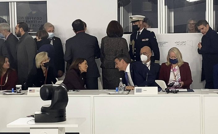 PM Mitsotakis - US Vice-President Harris: Συνάντηση Μητσοτάκη με Κάμαλα Χάρις στο Παρίσι - Επίσκεψη του πρωθυπουργού στις ΗΠΑ προσεχώς