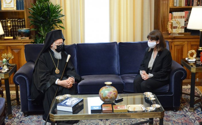 President Sakellaropoulou -Ecumenical Patriarch: Αγγίξατε τα πραγματικά οικουμενικά ζητήματα προωθώντας πάντα το μήνυμα των ανθρωπίνων δικαιωμάτων