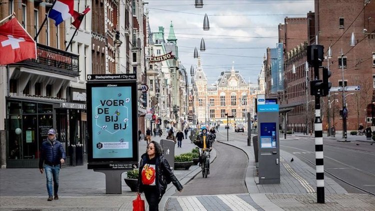 Netherlands Covid  curbs:  Εξετάζει κατάργηση του "κορονο-πάσου’ για πρόσβαση σε εσωτερικούς χώρου για τους ανεμβολίαστους