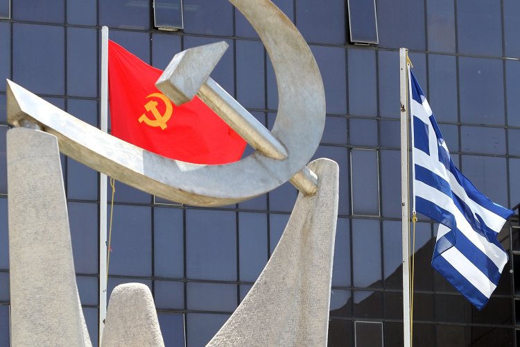 Communist Party - KKE: Τον λαό στο περιθώριο θέλουν η κυβέρνηση και τα άλλα κόμματα