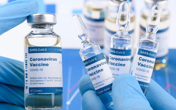 Mandatory Vaccination: Τι προβλέπει η τροπολογία για τον υποχρεωτικό εμβολιασμό  - Ποιοι εξαιρούνται και πότε το πρόστιμο είναι 50 ευρώ