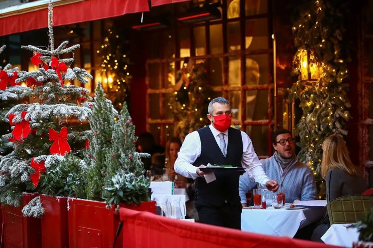 Covid curbs: Μάσκες παντού σε εξωτερικούς χώρους!! Εξετάζονται νέα μέτρα λόγω μετάλλαξης Όμικρον, σε Καφέ, Μπαρ, Εστιατόρια!!