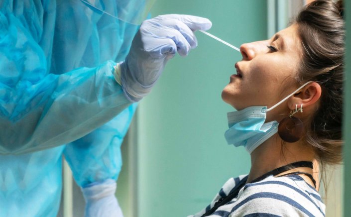 Covid-19 testing: Self test και Rapid test αρνητικό, PCR θετικό!! Πού οφείλεται και τι πρέπει να κάνουμε!!