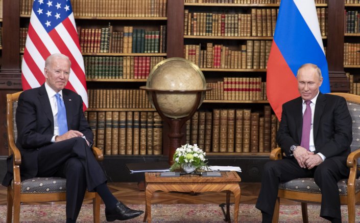 Russia - Ukraine crisis: Μπάιντεν και Πούτιν αποδέχονται να οργανωθεί η σύνοδος κορυφής που πρότεινε ο Μακρόν