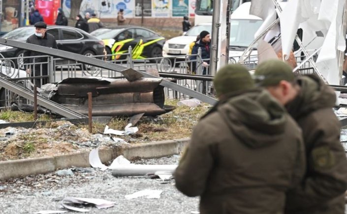 Russia attacks Ukraine: Δεύτερο κύμα επίθεσης από τη Ρωσία - Υπάρχουν δεκάδες νεκροί, λέει το Κίεβο