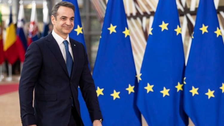 PM Mitsotakis: Στις Βρυξέλλες ο πρωθυπουργός, για τη Σύνοδο Κορυφής ΕΕ - Αφρικανικής Ένωσης - Άτυπη Σύνοδος των 27 για τις εξελίξεις στην Ουκρανία