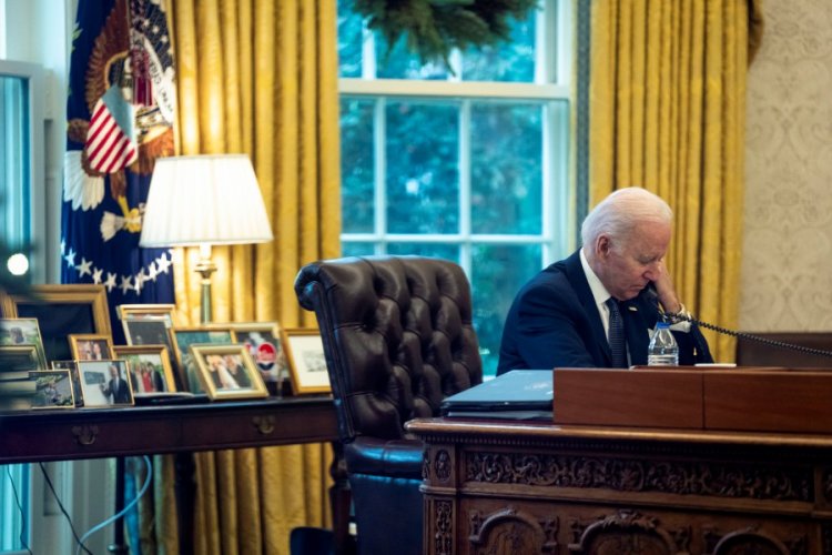 President Biden and President Zelensky / Νέα επικοινωνία Μπάιντεν – Ζελένσκι: Ικανοποιημένος τώρα για τη στάση των ΗΠΑ ο Ουκρανός πρόεδρος