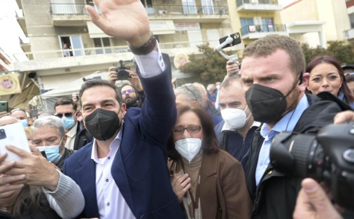 SYRIZA Alexis Tsipras : Η αγανάκτηση γίνεται, από θυμός και οργή, πολιτική πρωτοβουλία για αλλαγή και διεκδίκηση