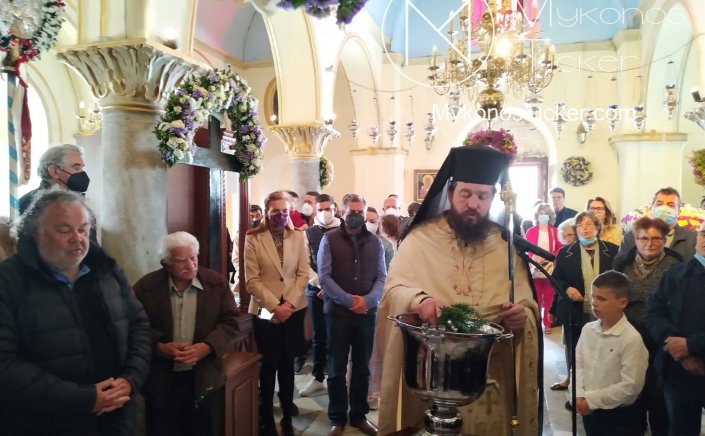 Mykonos Monasteries - Thomas Sunday: Κυριακή του Θωμά [Αντίπασχα] - Θεία Λειτουργία στην Ι. Μ. Παναγίας Τουρλιανής [Εικόνες & Videos]
