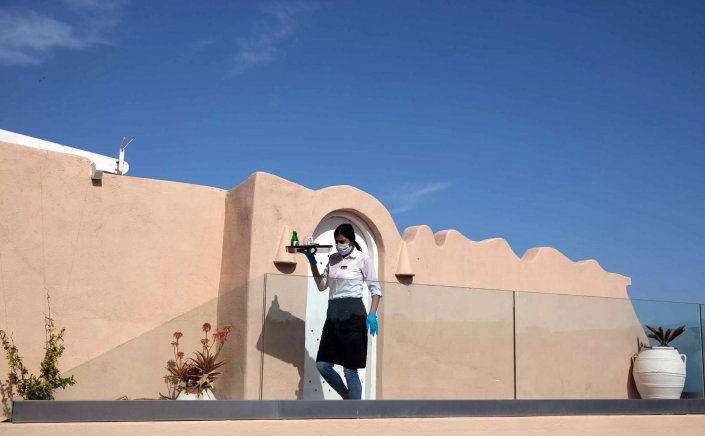 Tourism Season 2022: Τα SOS του Τουρισμού!! Οι έξι λόγοι που μένουν ακάλυπτες χιλιάδες θέσεις εργαζομένων, δουλεύοντας  οι επιχειρήσεις με μεγάλες ελλείψεις!!