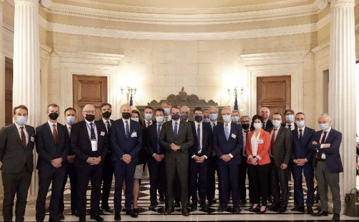 PM Mitsotakis - MEDEF delegation: Η Ελλάδα έχει επιστρέψει - Θέλουμε όλοι να γίνετε τμήμα του δικού μας success story